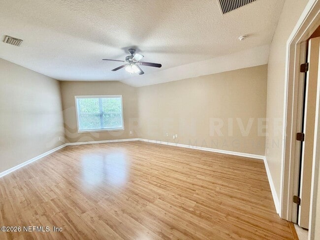 Building Photo - 1462 Scenic Oaks Dr