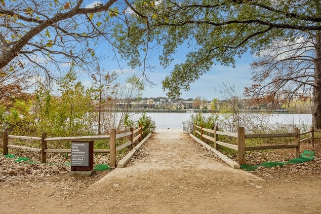 Building Photo - 44 East Ave