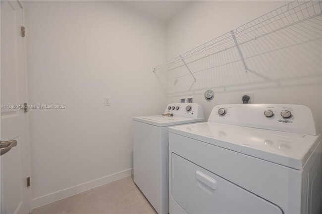 Building Photo - 7064 Channing Ave