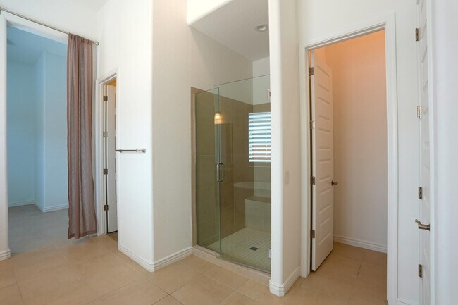 Building Photo - 27711 N 38th Dr