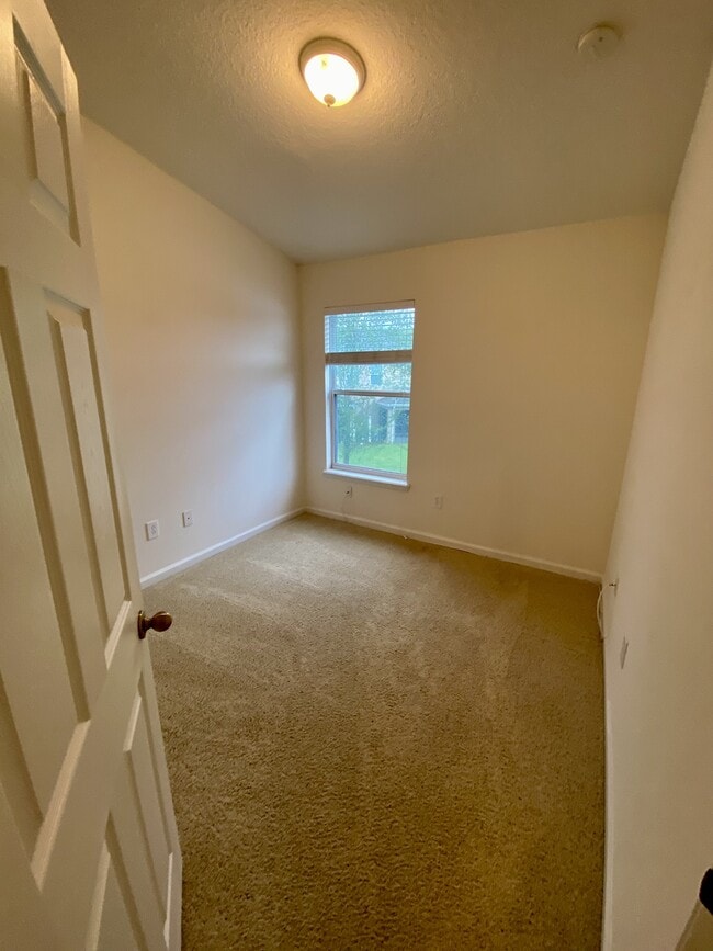 Building Photo - 12988 Spring Rain Rd