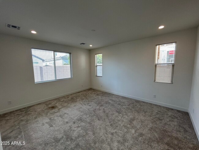 Building Photo - 11806 N Loma Linda St