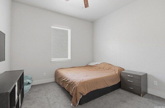 Building Photo - 164 Ave Ventana