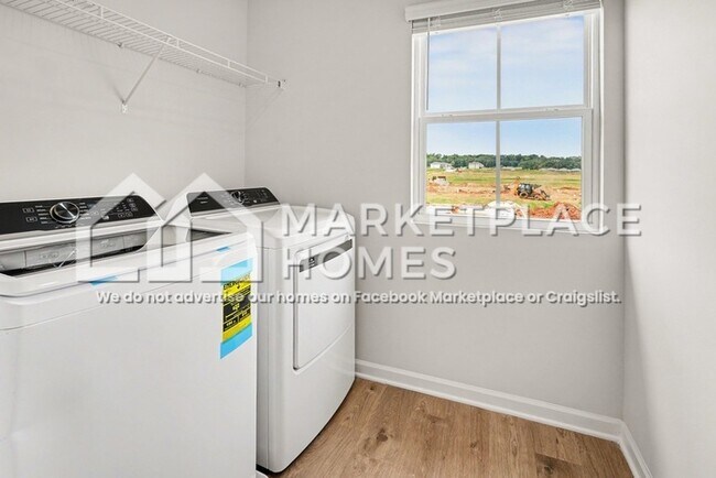 Building Photo - 4145 Hudson Ct SW