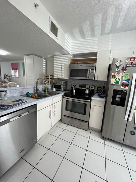 Building Photo - 2300 N Commerce Pkwy