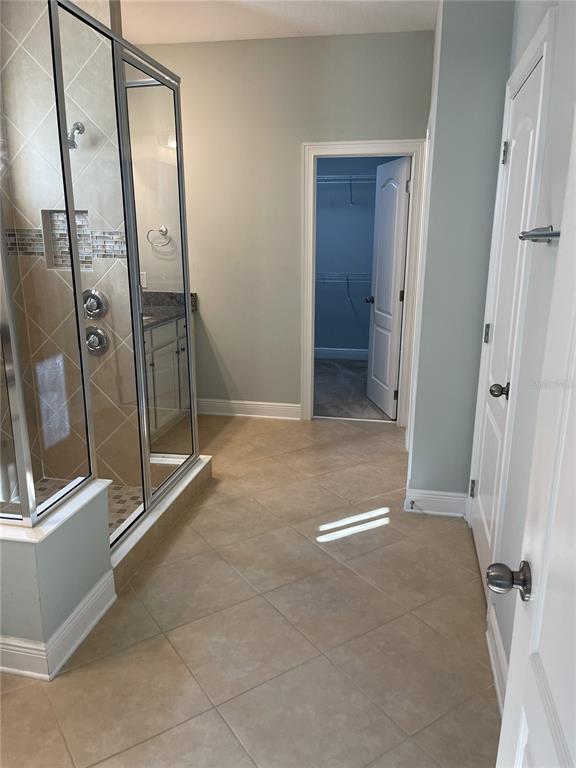 Building Photo - 2062 Redbay Ave