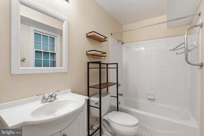 Building Photo - 8621 Buckboard Dr