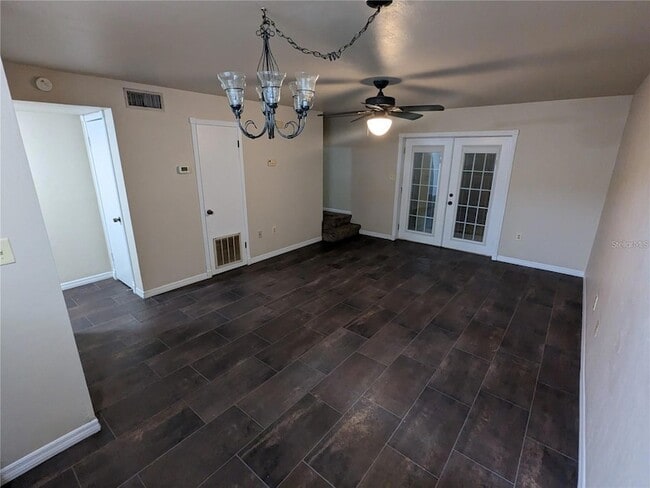 Building Photo - 4317 SW 69th Terrace