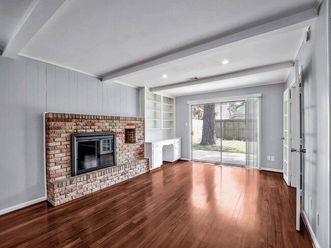 Building Photo - 1738 Conrad Sauer Dr