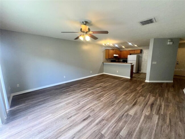 Building Photo - 533 Cresting Oak Cir