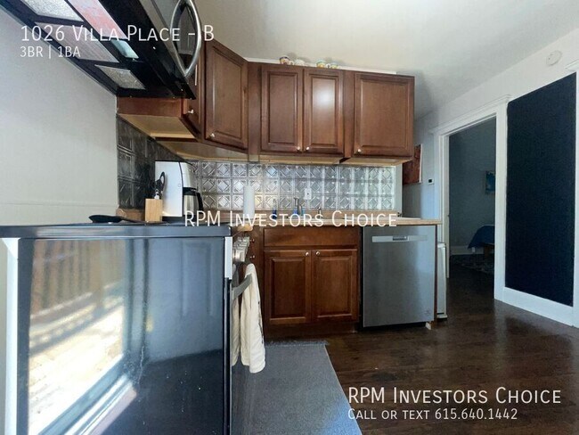 Building Photo - 1026 Villa Pl