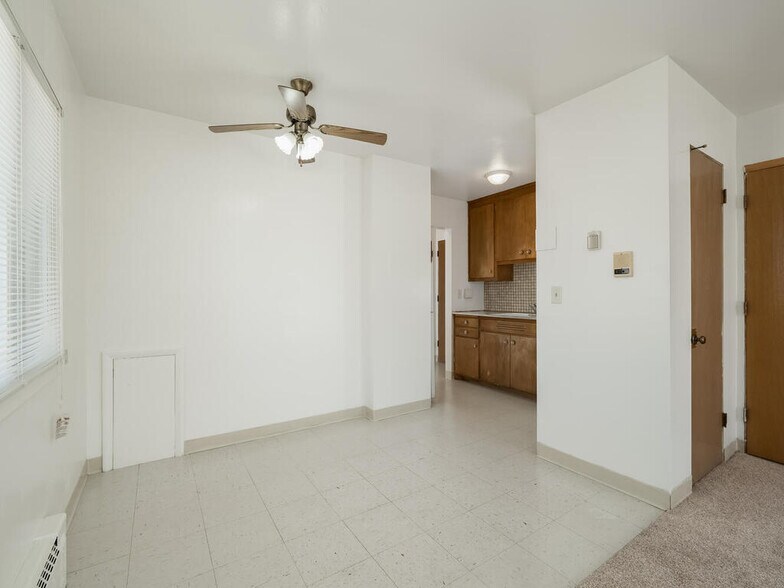 Building Photo - 4965 3rd St NE