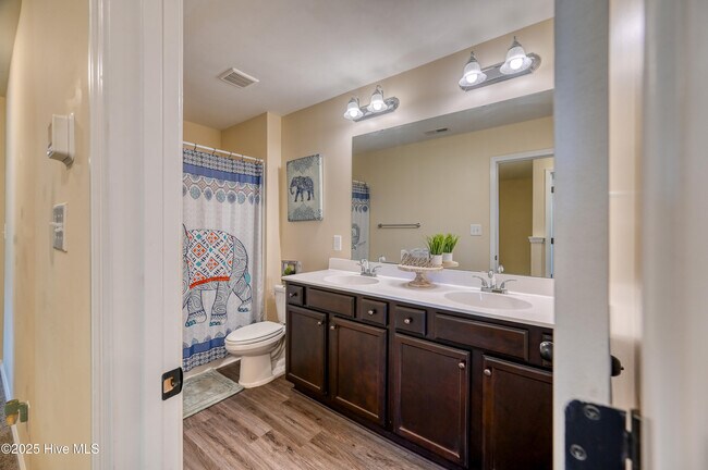 Building Photo - 307 Windward Landing