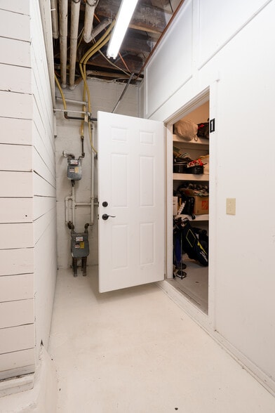 Building Photo - 3117 Fremont Ave S