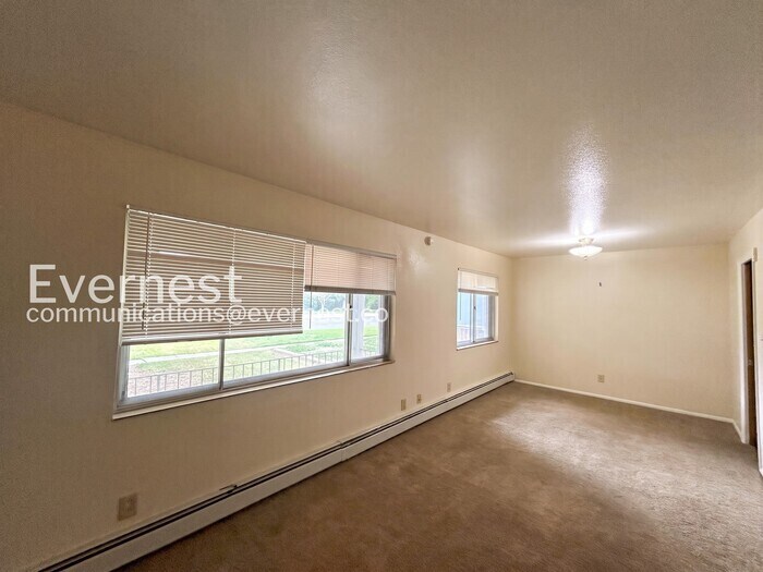 Building Photo - 2205 N Royer St