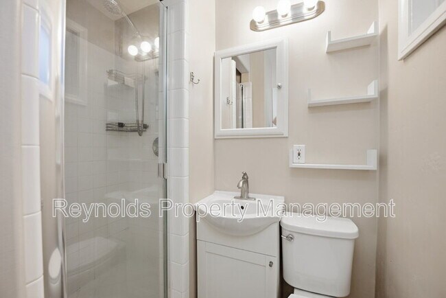 Building Photo - 9002 Watson Pl