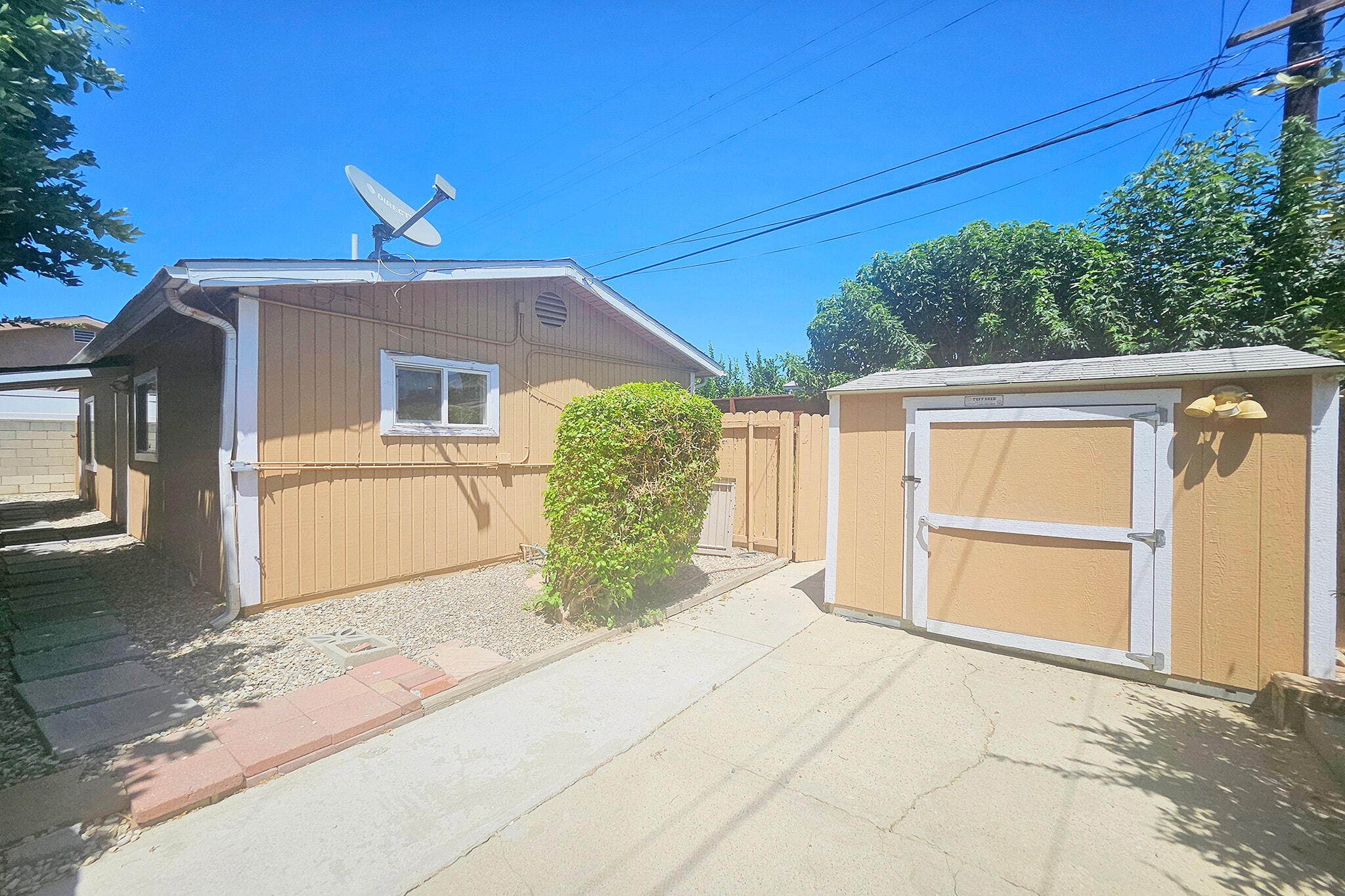 Building Photo - 6946 Jellico Ave