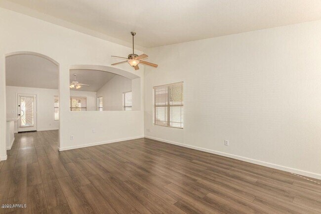 Building Photo - 6444 W Tonto Dr
