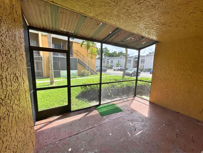 Building Photo - 4501 Treehouse Ln