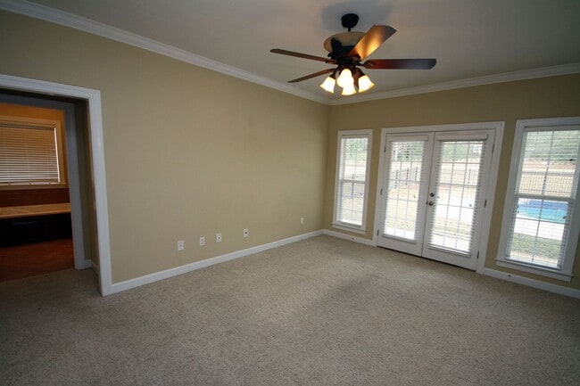 Building Photo - 360 County Rd 163
