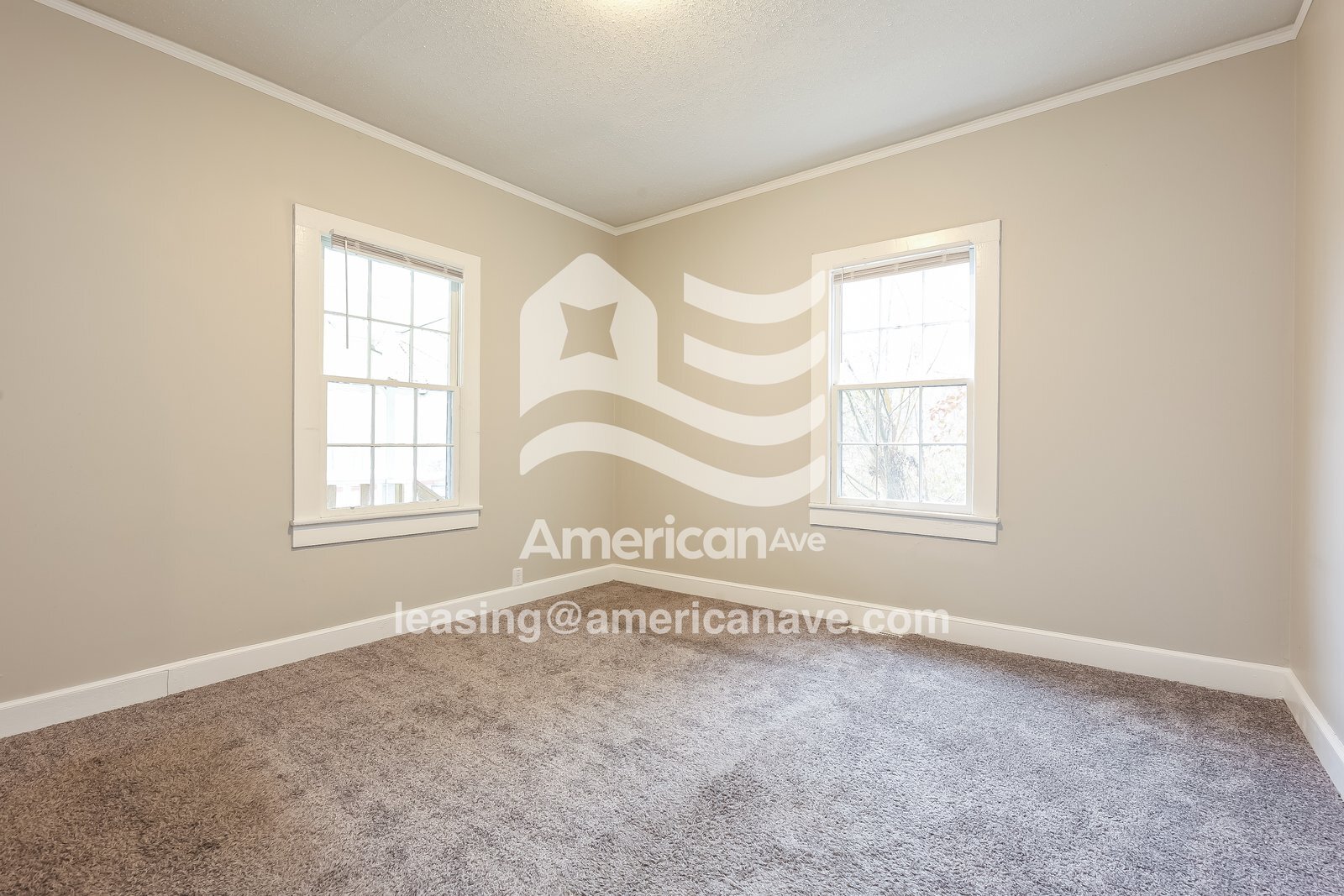 Building Photo - 693 Arlington Rd