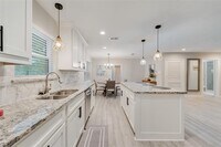 Building Photo - 1100 Billie Ruth Ln