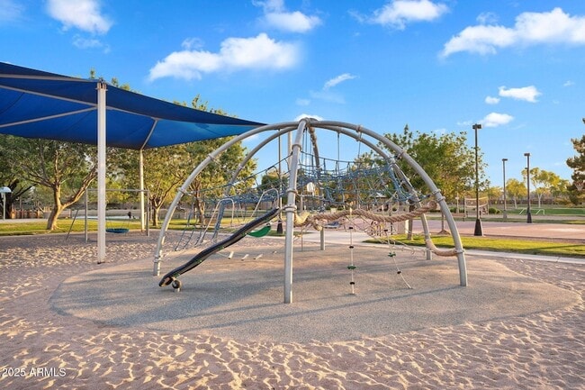 Building Photo - 4756 E Ironhorse Rd