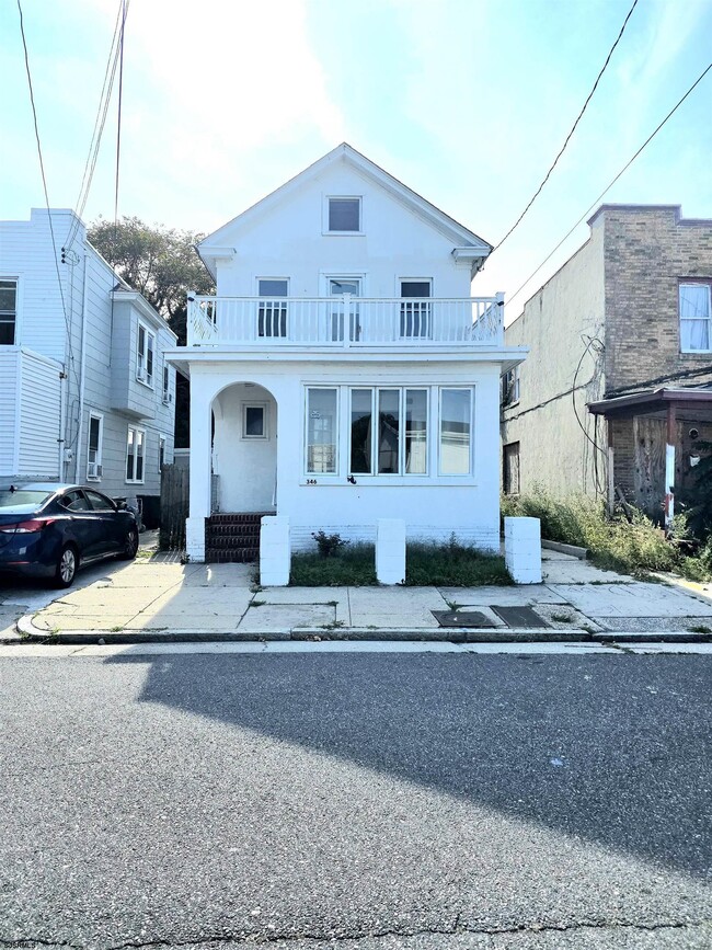 Primary Photo - 346 N Delaware Ave