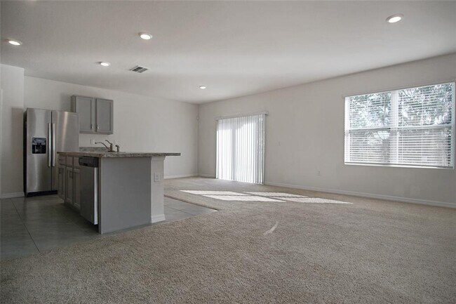 Building Photo - 736 Brooklet Dr