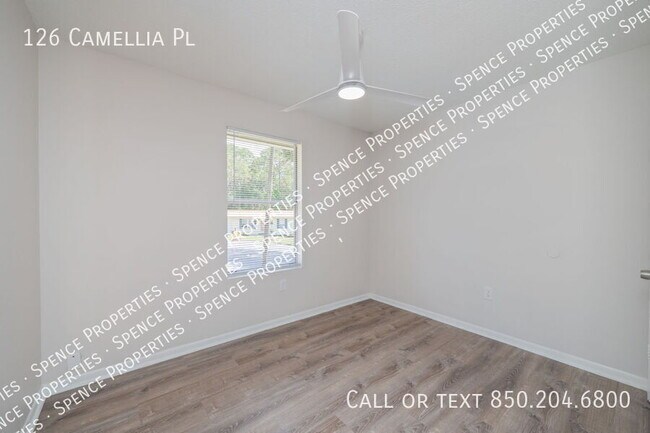 Building Photo - 126 Camellia Pl