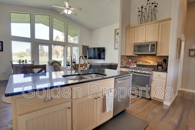 Building Photo - 169 Ironwood Dr