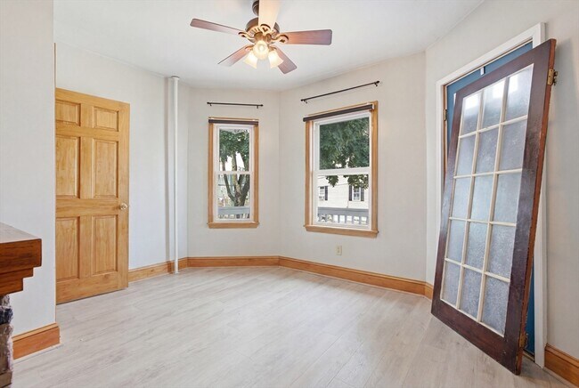 Building Photo - 5 Franconia St