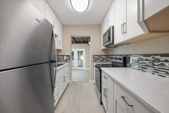 Building Photo - 807 S 12th St