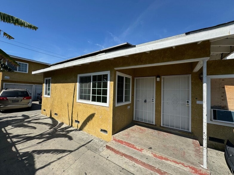 Building Photo - 3310 Burton Ave