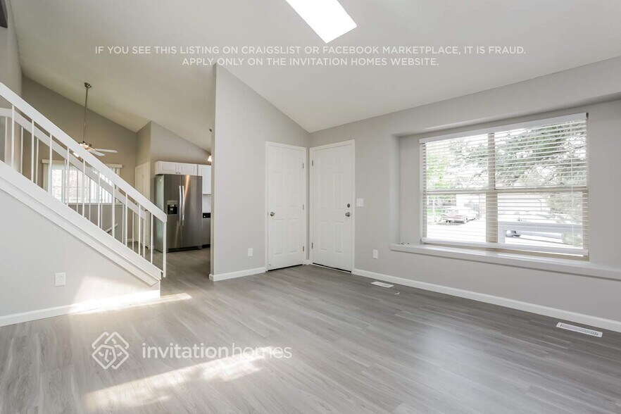 Building Photo - 19471 E Navarro Dr