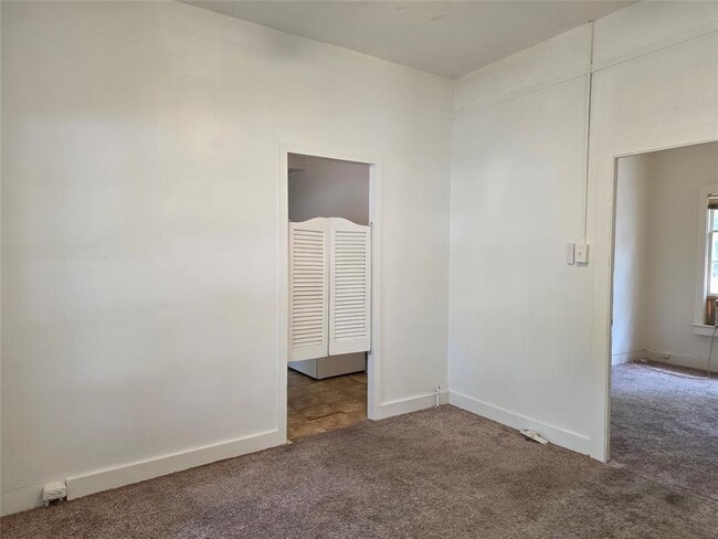 Building Photo - 4613 Avenue G