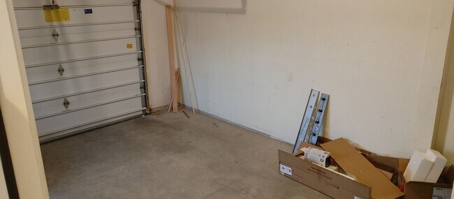 Building Photo - 529 N 14th St