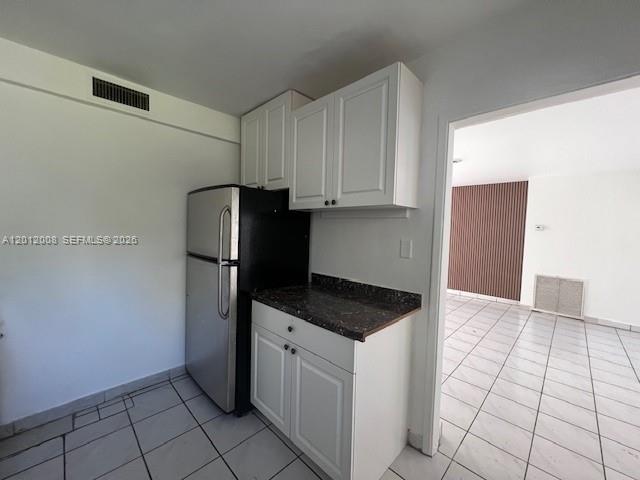 Building Photo - 4548 SW 33rd Ave