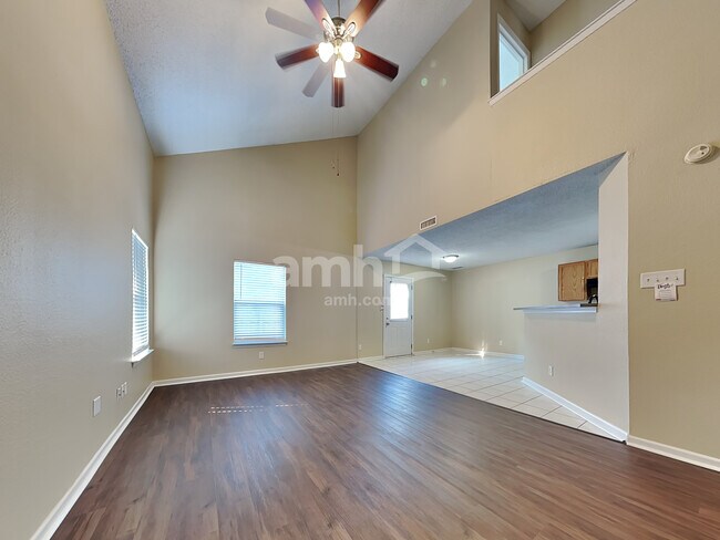 Building Photo - 5965 Porchester Pl