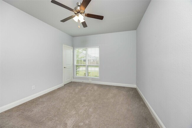 Building Photo - 354 Rock Acre Dr