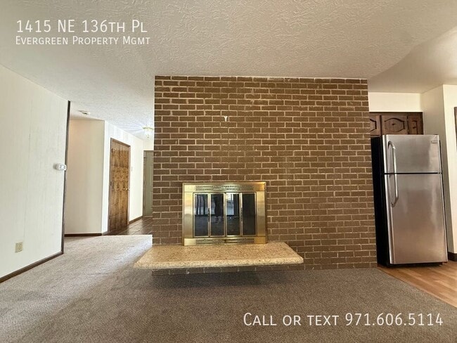 Building Photo - 1415 NE 136th Pl