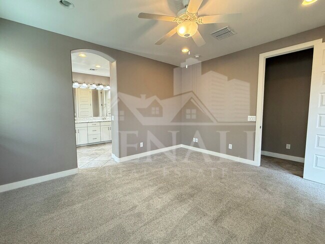 Building Photo - 244 E Prescott Dr