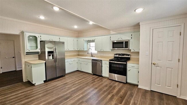 Building Photo - 205 S Granger