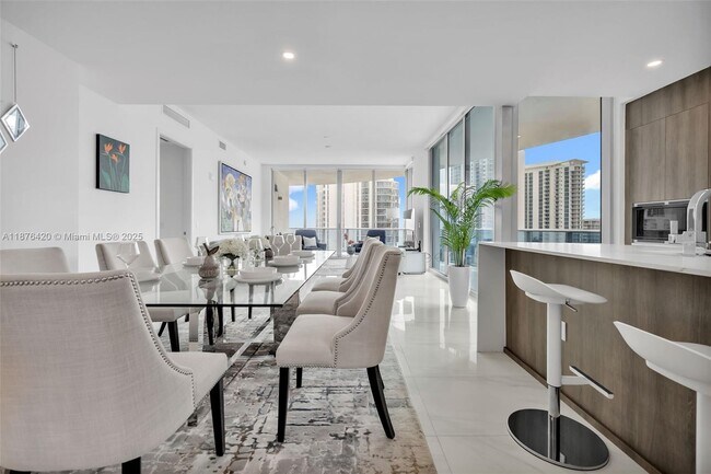 Building Photo - 17550 Collins Ave