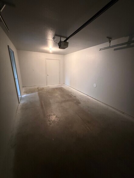 Building Photo - 1530 Citadel Dr