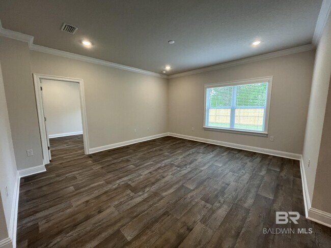 Building Photo - 14836 Dayton Cir