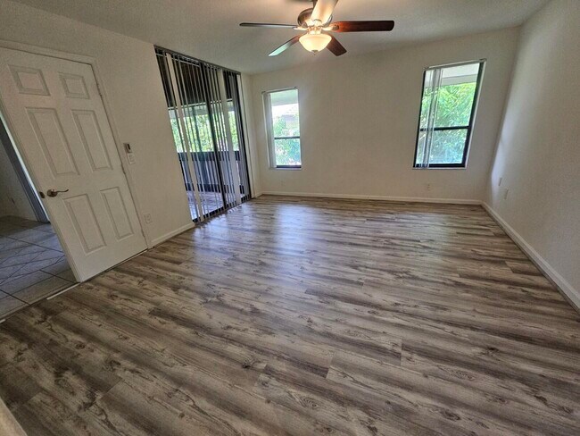 Building Photo - 9334 Sable Ridge Cir