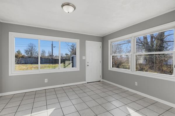 Building Photo - 224 Newcastle Ct