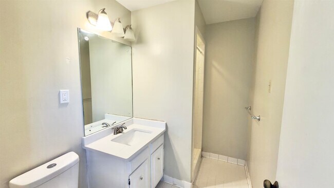 Building Photo - 379 Dove Valley Rd