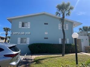 Building Photo - 1505 Crescent Cir